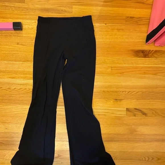 lululemon athletica Black Flare Pants split hem - Picture 4 of 5